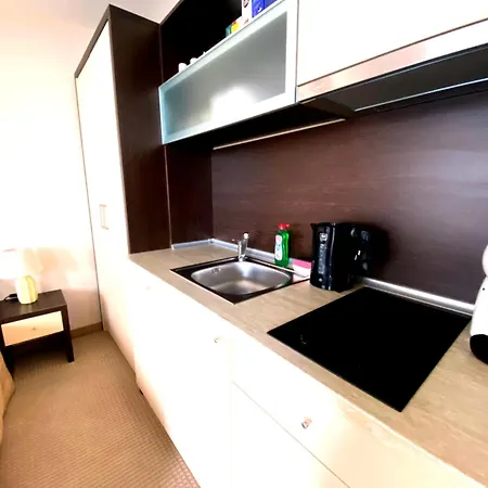 Beach'n'pool Apartament *